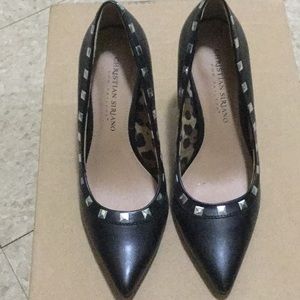 Women’s shoes